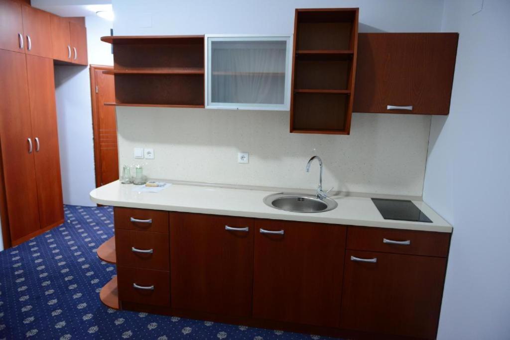Hotel Salida Prilep Buitenkant foto
